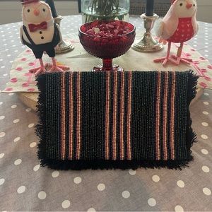 EUC Ann Taylor Loft clutch. Tags have been removed